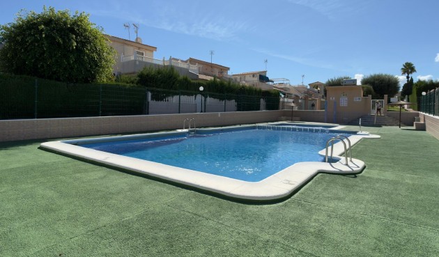 Resale - Villa -
Orihuela Costa - Costa Blanca