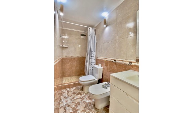 Reventa - Apartment -
Torrevieja - Costa Blanca