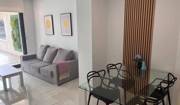 Återförsäljning - Apartment -
Los Altos - Costa Blanca
