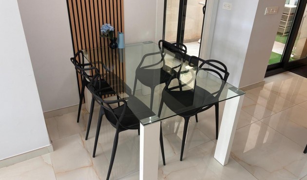 Återförsäljning - Apartment -
Los Altos - Costa Blanca