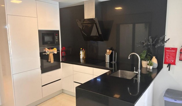 Återförsäljning - Apartment -
Los Altos - Costa Blanca