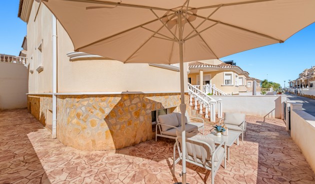 Reventa - Town House -
San Miguel de Salinas - Costa Blanca