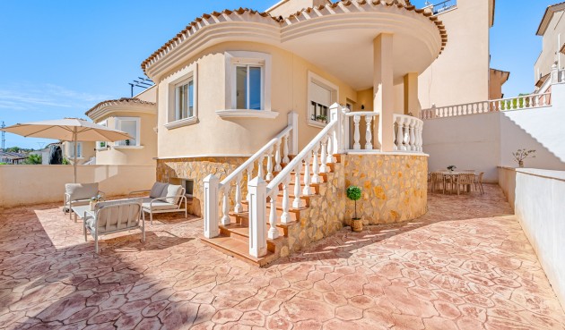 Reventa - Town House -
San Miguel de Salinas - Costa Blanca
