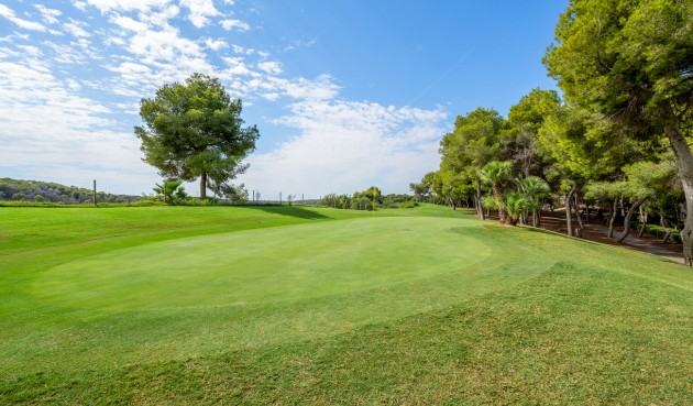 Återförsäljning - Duplex Penthouse -
Dehesa de Campoamor - Costa Blanca