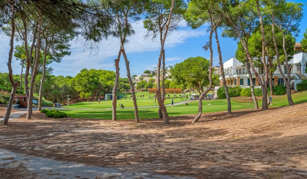 Återförsäljning - Duplex Penthouse -
Dehesa de Campoamor - Costa Blanca