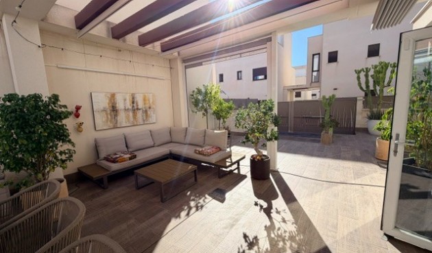 Återförsäljning - Villa -
Ciudad Quesada - Costa Blanca