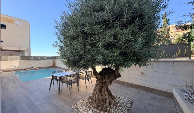 Återförsäljning - Villa -
Ciudad Quesada - Costa Blanca
