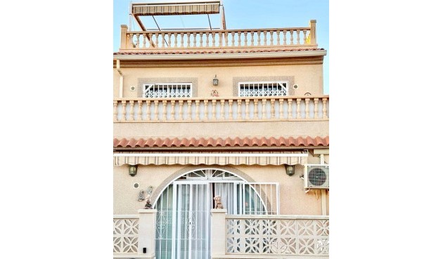 Brukt - Town House -
Torrevieja - Costa Blanca