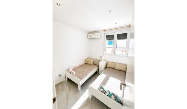 Brukt - Town House -
Torrevieja - Costa Blanca