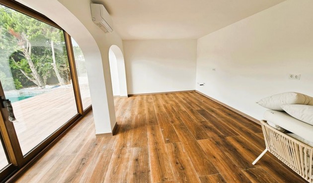 Reventa - Villa -
Jávea - Costa Blanca