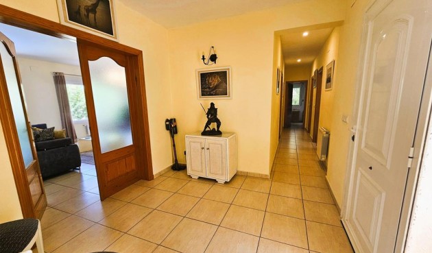 Återförsäljning - Villa -
Jávea - Costa Blanca