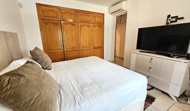 Återförsäljning - Villa -
Jávea - Costa Blanca