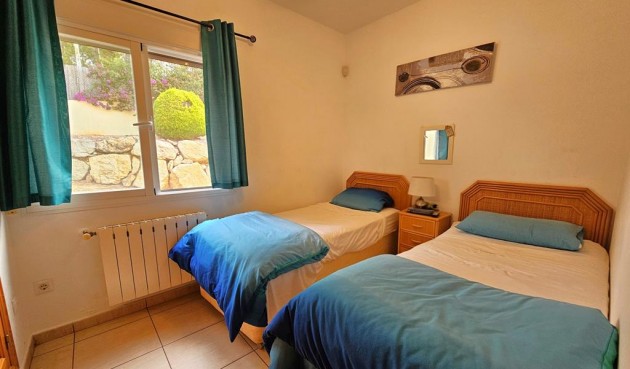 Återförsäljning - Villa -
Jávea - Costa Blanca