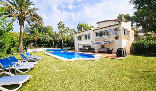 Återförsäljning - Villa -
Jávea - Costa Blanca
