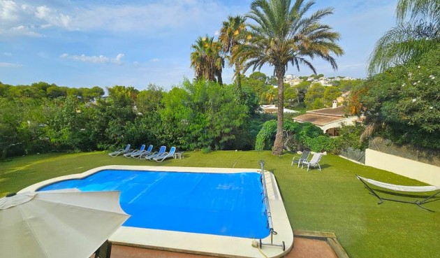 Återförsäljning - Villa -
Jávea - Costa Blanca