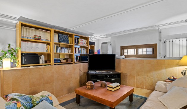 Resale - Villa -
Guardamar del Segura - Costa Blanca