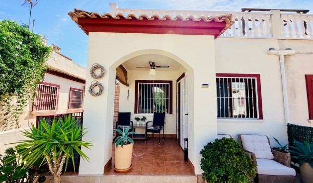 Brukt - Town House -
Daya Vieja - Costa Blanca