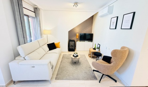 Brukt - Town House -
Daya Vieja - Costa Blanca