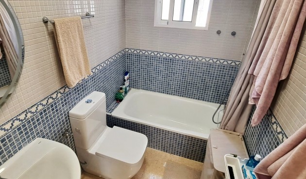 Brukt - Town House -
Villamartin - Costa Blanca