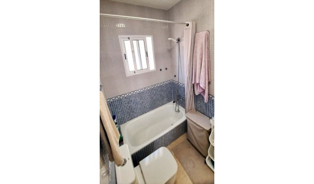 Brukt - Town House -
Villamartin - Costa Blanca