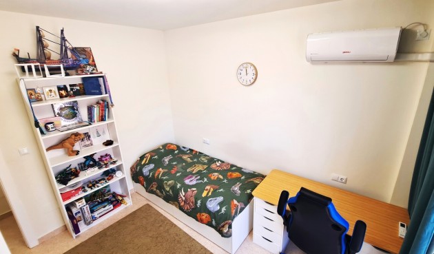 Brukt - Town House -
Villamartin - Costa Blanca