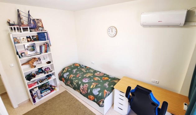 Brukt - Town House -
Villamartin - Costa Blanca