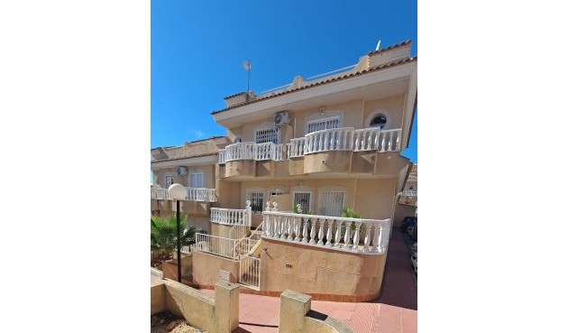 Brukt - Town House -
Villamartin - Costa Blanca