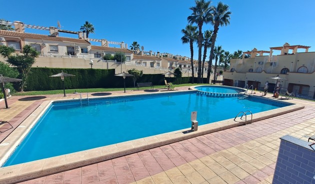 Brukt - Town House -
Villamartin - Costa Blanca