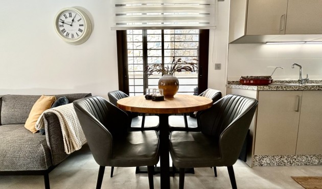Reventa - Town House -
Torre de la Horadada - Costa Blanca