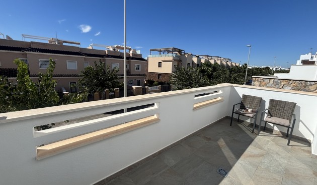 Reventa - Town House -
Torre de la Horadada - Costa Blanca