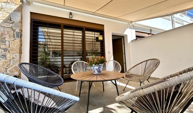 Reventa - Town House -
Torre de la Horadada - Costa Blanca