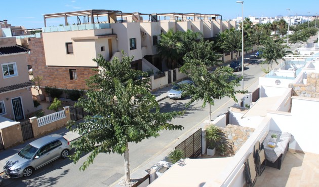 Reventa - Town House -
Torre de la Horadada - Costa Blanca