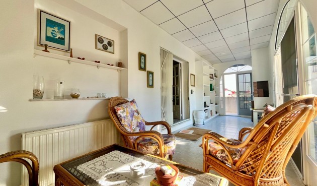 Återförsäljning - Villa -
San Miguel de Salinas - Blue Lagoon