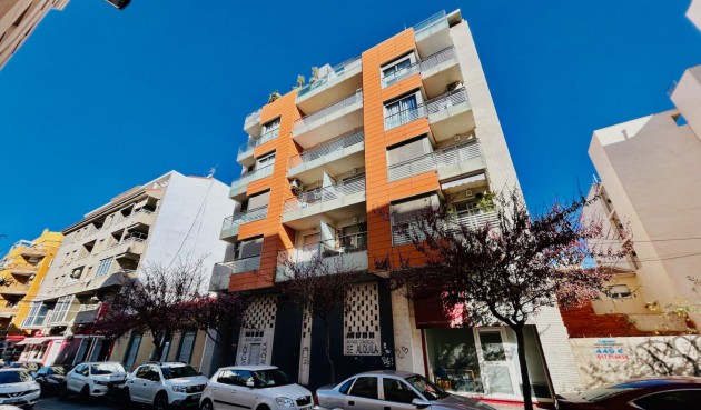 Reventa - Apartment -
Torrevieja - Costa Blanca